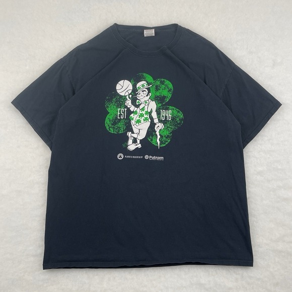Fruit of the Loom Other - Boston Celtics Tshirt Lucky The Leprechaun Men's XL Playoff Tee Black